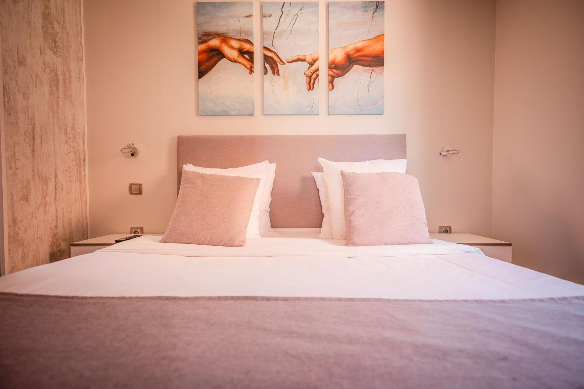 Hotel Toison D'Or Ramatuelle Esterno foto A bedroom at the hotel